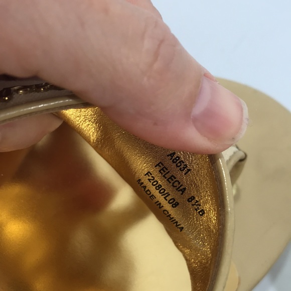 Coach sandals Felicia size 8.5B cream tan gold 3 1/2” heel - Picture 5 of 11